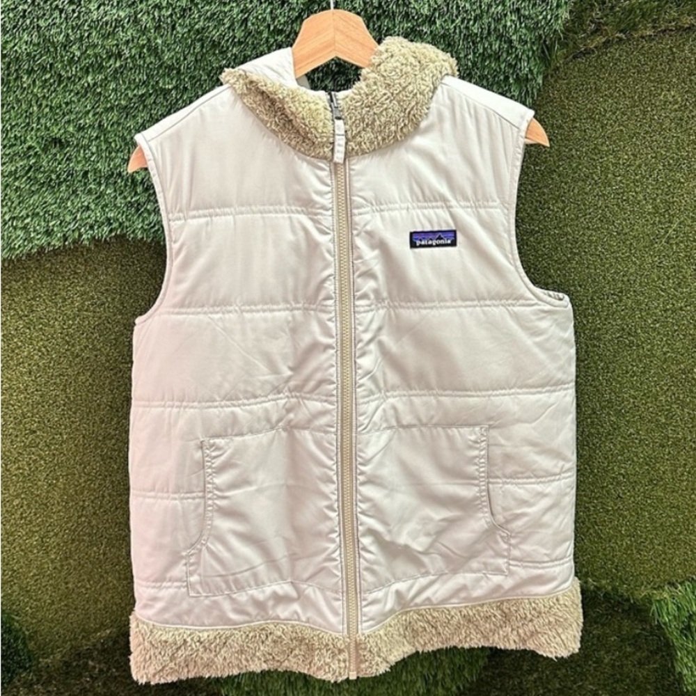 Patagonia Cream Quilted Puffer Vest